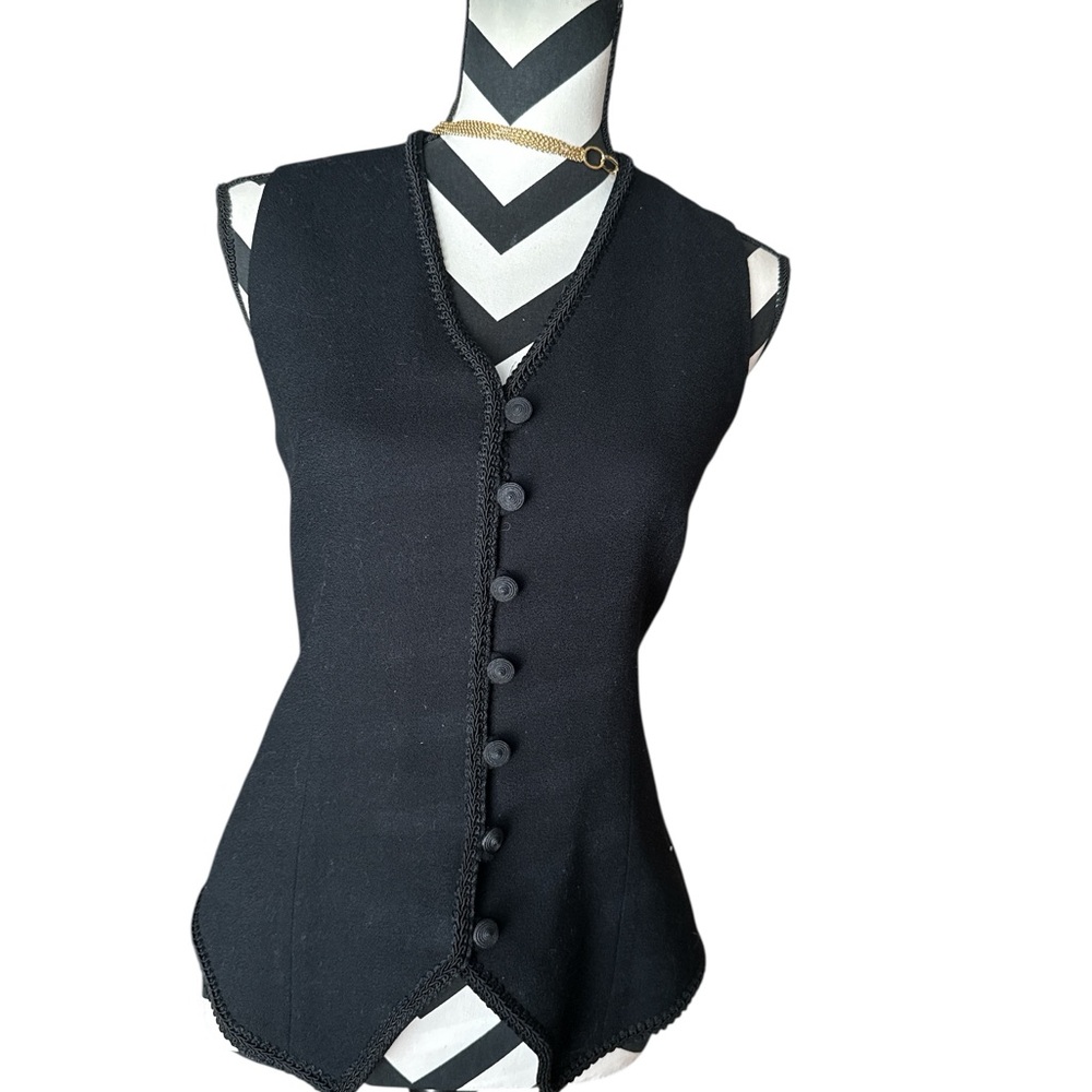 Alberto Makali Black Buttoned Blouse